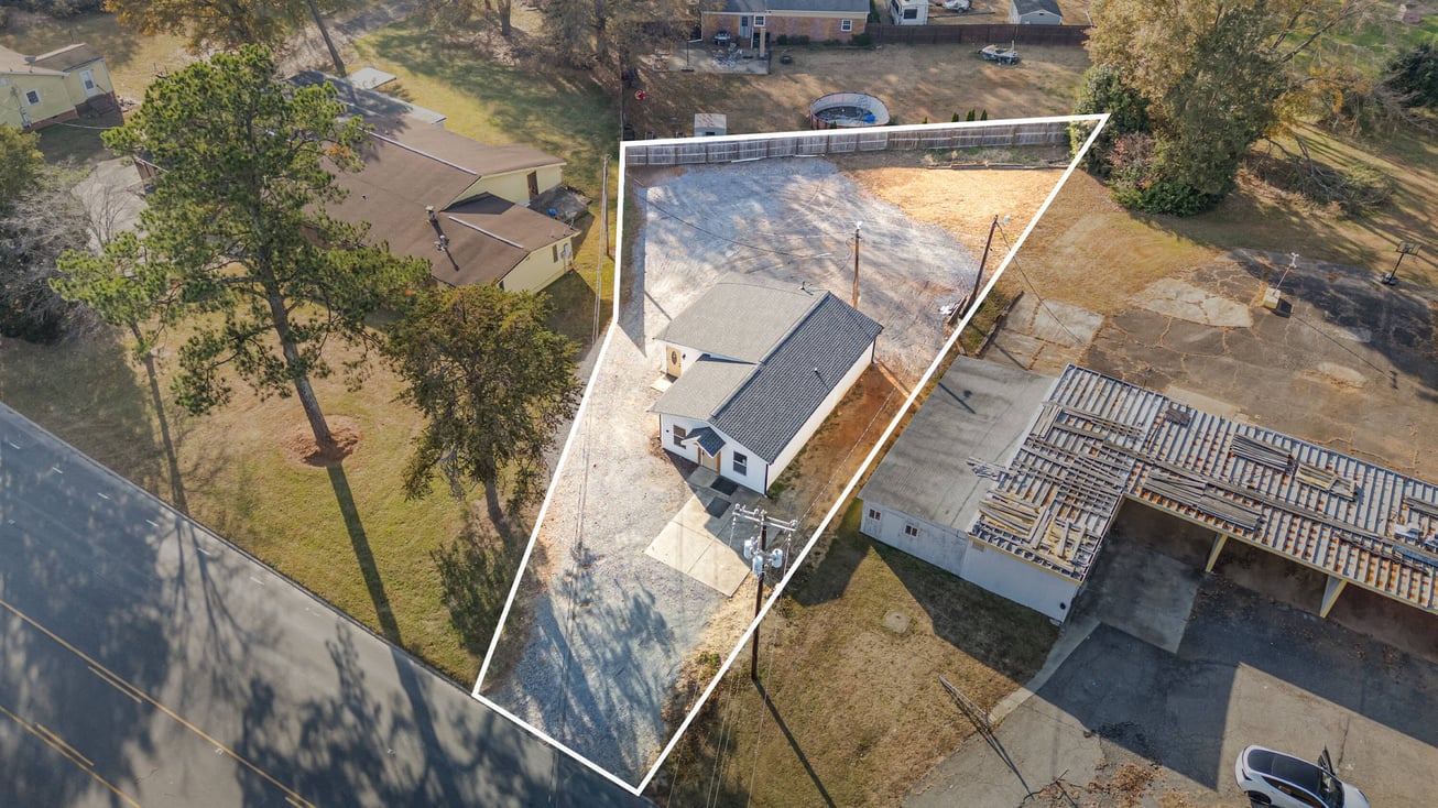 311 Beatty Drive — Business & Building property view 3